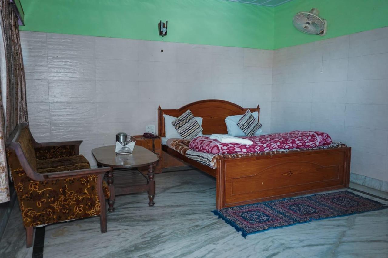 Himalaya Mount View Resort Каусани Экстерьер фото